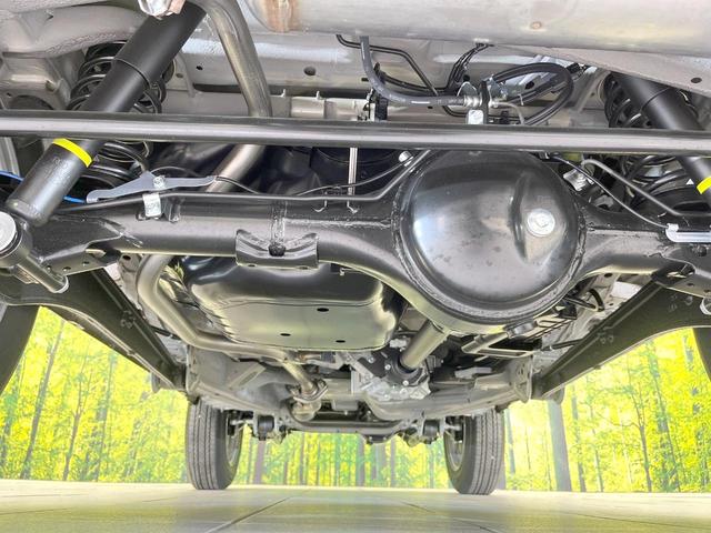 ジムニー XC 4WD ターボ 届出済未使用車 衝突被害軽減システム 車線逸脱防止システム コーナーセンサー スマートキー クルコン オートエアコン 純正16インチアルミ アダプティブハイビーム アイドリングストップ(19枚目)