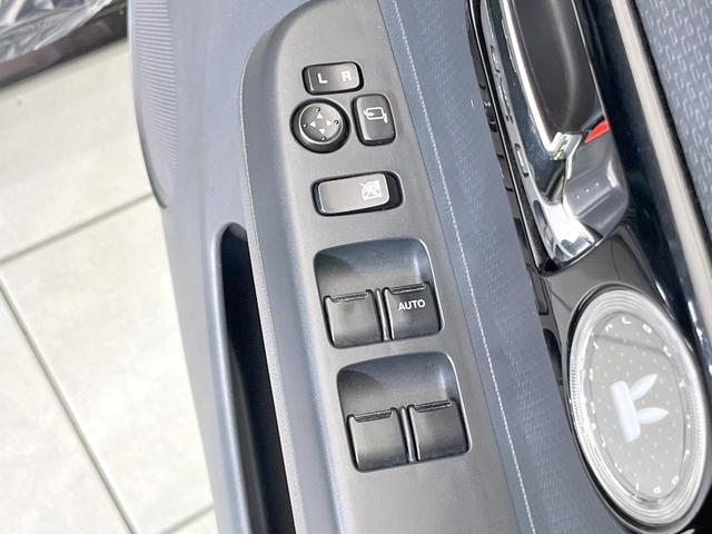 アルトラパン Ｘセレクション　禁煙車　シートヒーター　スマートキー　ＨＩＤヘッド　ＥＴＣ　純正１４インチアルミ　オートライト　オートエアコン　Ｂｌｕｅｔｏｏｔｈ　ＣＤ　ＤＶＤ再生　フルセグ（36枚目）