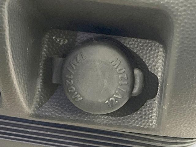 アルトラパン Ｘセレクション　禁煙車　シートヒーター　スマートキー　ＨＩＤヘッド　ＥＴＣ　純正１４インチアルミ　オートライト　オートエアコン　Ｂｌｕｅｔｏｏｔｈ　ＣＤ　ＤＶＤ再生　フルセグ（42枚目）