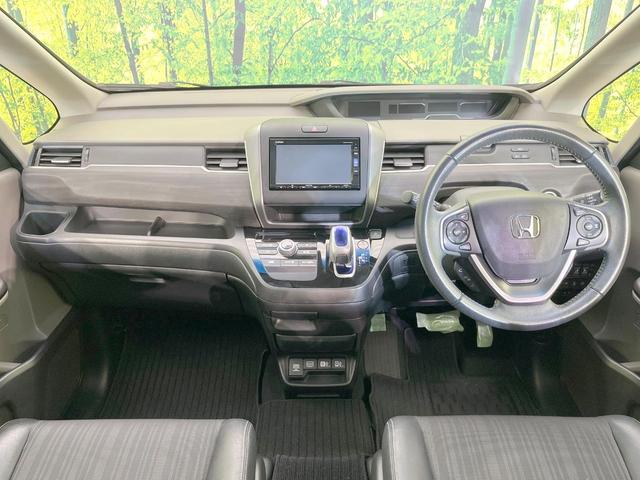 フリードハイブリッド ハイブリッド・Ｇホンダセンシング　両側電動ドア　バックカメラ　衝突被害軽減システム　レーダークルーズ　禁煙車　ハーフレザーシート　ＬＥＤヘッド　ビルトインＥＴＣ　純正１５インチアルミ　車線逸脱警報　オートライト　オートエアコン（2枚目）