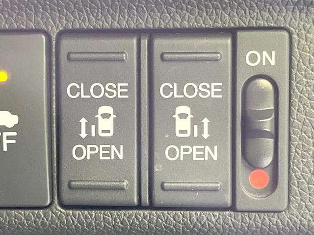 フリードハイブリッド ハイブリッド・Ｇホンダセンシング　両側電動ドア　バックカメラ　衝突被害軽減システム　レーダークルーズ　禁煙車　ハーフレザーシート　ＬＥＤヘッド　ビルトインＥＴＣ　純正１５インチアルミ　車線逸脱警報　オートライト　オートエアコン（5枚目）