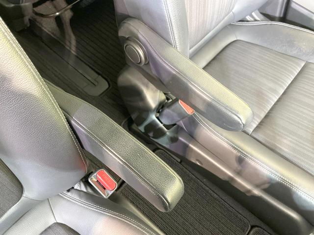 フリードハイブリッド ハイブリッド・Ｇホンダセンシング　両側電動ドア　バックカメラ　衝突被害軽減システム　レーダークルーズ　禁煙車　ハーフレザーシート　ＬＥＤヘッド　ビルトインＥＴＣ　純正１５インチアルミ　車線逸脱警報　オートライト　オートエアコン（67枚目）