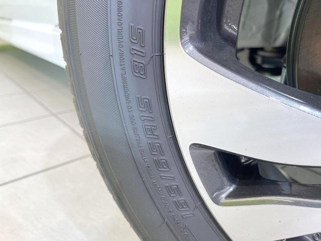 ソリオバンディット ハイブリッドＭＶ　メーカーナビ　　全周囲カメラ　両側電動ドア　衝突被害軽減システム　レーダークルーズ　コーナーセンサー　スマートキー　ＬＥＤヘッド　純正１５インチアルミ　オートハイビーム　車線逸脱警報　オートライト（30枚目）