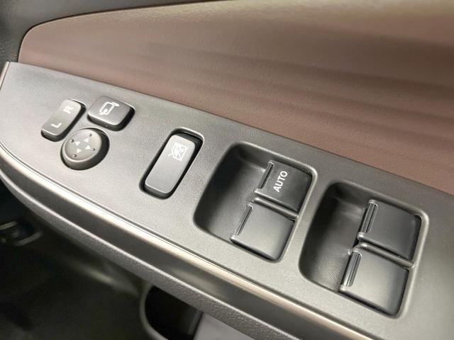 ソリオバンディット ハイブリッドＭＶ　メーカーナビ　　全周囲カメラ　両側電動ドア　衝突被害軽減システム　レーダークルーズ　コーナーセンサー　スマートキー　ＬＥＤヘッド　純正１５インチアルミ　オートハイビーム　車線逸脱警報　オートライト（39枚目）