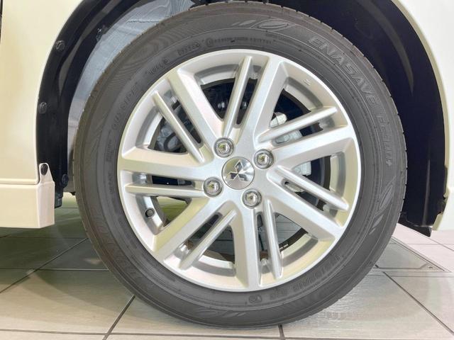 【純正○○インチアルミホイール】外観にマッチした純正アルミホイールを装着しております。各種社外アルミホイールや、スタッドレスタイヤも取扱いしております。是非ご相談ください♪