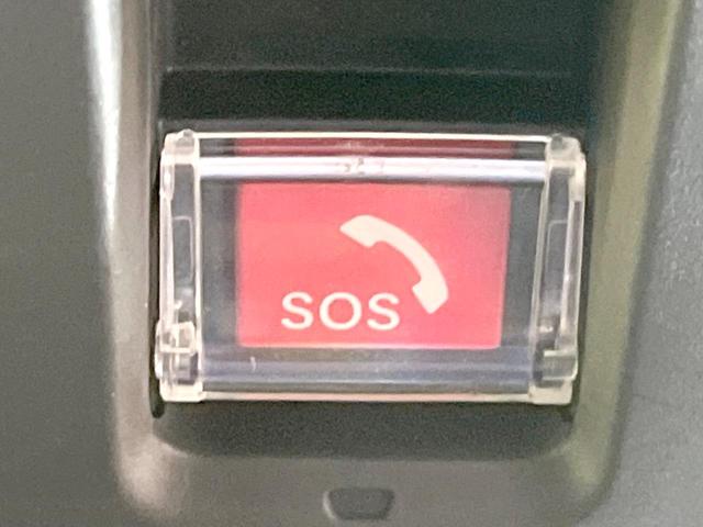 ヴェゼル ｅ：ＨＥＶ　Ｚ　純正９型ナビ　バックカメラ　衝突被害軽減システム　禁煙車　電動リアゲート　ハーフレザーシート　コーナーセンサー　ＬＥＤヘッド　ビルトインＥＴＣ　純正１８インチアルミ　車線逸脱警報　オートライト（43枚目）