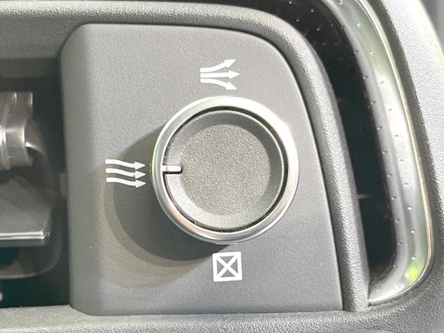 ヴェゼル ｅ：ＨＥＶ　Ｚ　純正９型ナビ　バックカメラ　衝突被害軽減システム　禁煙車　電動リアゲート　ハーフレザーシート　コーナーセンサー　ＬＥＤヘッド　ビルトインＥＴＣ　純正１８インチアルミ　車線逸脱警報　オートライト（45枚目）