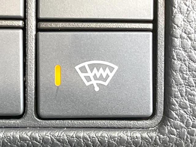 ヴェゼル ｅ：ＨＥＶ　Ｚ　純正９型ナビ　バックカメラ　衝突被害軽減システム　禁煙車　電動リアゲート　ハーフレザーシート　コーナーセンサー　ＬＥＤヘッド　ビルトインＥＴＣ　純正１８インチアルミ　車線逸脱警報　オートライト（49枚目）