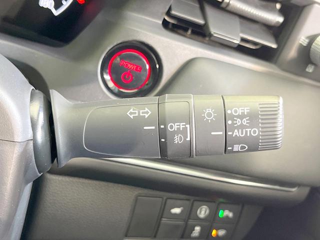 ヴェゼル ｅ：ＨＥＶ　Ｚ　純正９型ナビ　バックカメラ　衝突被害軽減システム　禁煙車　電動リアゲート　ハーフレザーシート　コーナーセンサー　ＬＥＤヘッド　ビルトインＥＴＣ　純正１８インチアルミ　車線逸脱警報　オートライト（52枚目）