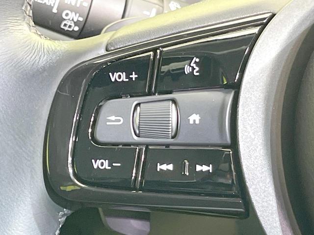 ヴェゼル ｅ：ＨＥＶ　Ｚ　純正９型ナビ　バックカメラ　衝突被害軽減システム　禁煙車　電動リアゲート　ハーフレザーシート　コーナーセンサー　ＬＥＤヘッド　ビルトインＥＴＣ　純正１８インチアルミ　車線逸脱警報　オートライト（57枚目）