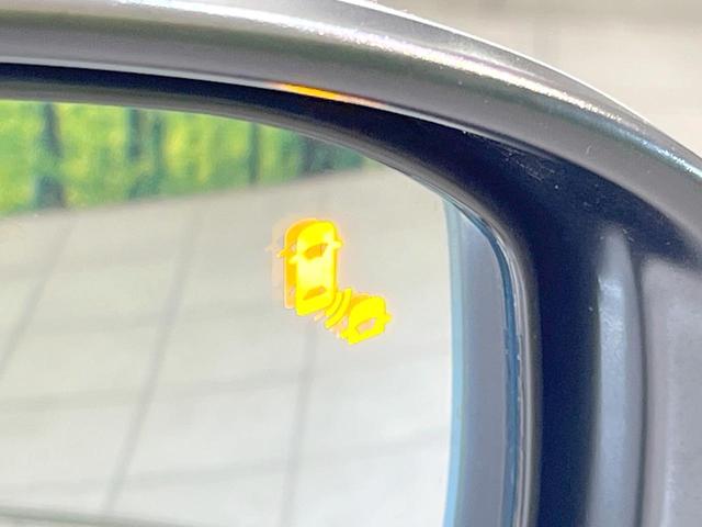 ヴェゼル ｅ：ＨＥＶ　Ｚ　純正９型ナビ　バックカメラ　衝突被害軽減システム　禁煙車　電動リアゲート　ハーフレザーシート　コーナーセンサー　ＬＥＤヘッド　ビルトインＥＴＣ　純正１８インチアルミ　車線逸脱警報　オートライト（68枚目）