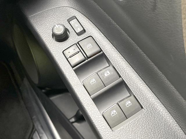 シエンタ Ｇ　クエロ　両側電動ドア　全周囲カメラ　衝突被害軽減システム　禁煙車　ハーフレザーシート　ドラレコ　コーナーセンサー　スマートキー　ＬＥＤヘッド　オートハイビーム　車線逸脱警報　オートライト　オートエアコン（54枚目）