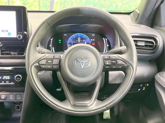 ヤリスクロス Ｚ　全周囲カメラ　衝突被害軽減システム　禁煙車　ハーフレザーシート　パワーシート　ドラレコ　コーナーセンサー　スマートキー　ＬＥＤヘッド　ビルトインＥＴＣ　純正１８インチアルミ　オートハイビーム（9枚目）