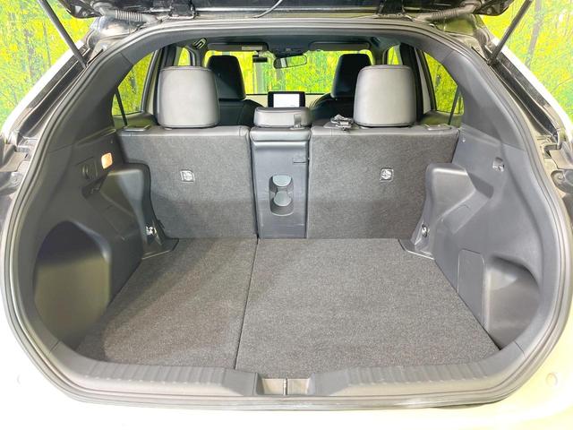 ヤリスクロス Ｚ　全周囲カメラ　衝突被害軽減システム　禁煙車　ハーフレザーシート　パワーシート　ドラレコ　コーナーセンサー　スマートキー　ＬＥＤヘッド　ビルトインＥＴＣ　純正１８インチアルミ　オートハイビーム（10枚目）