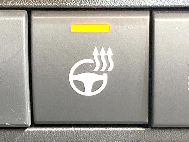 ヤリスクロス Ｚ　全周囲カメラ　衝突被害軽減システム　禁煙車　ハーフレザーシート　パワーシート　ドラレコ　コーナーセンサー　スマートキー　ＬＥＤヘッド　ビルトインＥＴＣ　純正１８インチアルミ　オートハイビーム（41枚目）