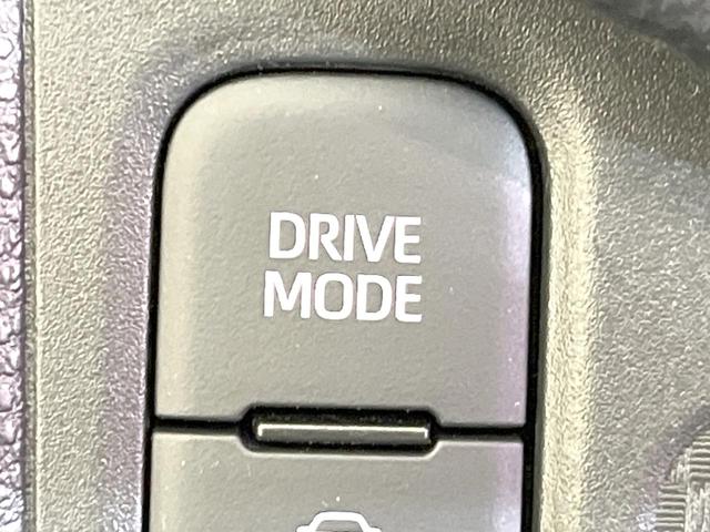 ヤリスクロス Ｚ　全周囲カメラ　衝突被害軽減システム　禁煙車　ハーフレザーシート　パワーシート　ドラレコ　コーナーセンサー　スマートキー　ＬＥＤヘッド　ビルトインＥＴＣ　純正１８インチアルミ　オートハイビーム（48枚目）