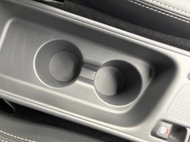 ヤリスクロス Ｚ　全周囲カメラ　衝突被害軽減システム　禁煙車　ハーフレザーシート　パワーシート　ドラレコ　コーナーセンサー　スマートキー　ＬＥＤヘッド　ビルトインＥＴＣ　純正１８インチアルミ　オートハイビーム（54枚目）