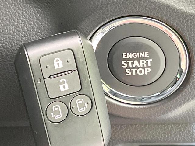 スペーシアギア ハイブリッドＸＺ　ターボ　届出済未使用車　ターボ　両側電動ドア　衝突被害軽減システム　レーダークルーズ　禁煙車　コーナーセンサー　スマートキー　ＬＥＤヘッド　ルーフレール　純正１４インチアルミ　オートハイビーム　車線（4枚目）