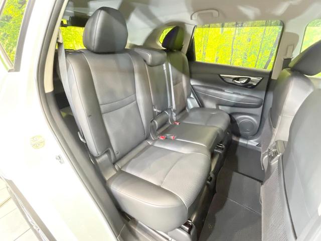 エクストレイル ２０Ｘｉ　４ＷＤ　全周囲カメラ　衝突被害軽減システム　レーダークルーズ　禁煙車　ドラレコ　コーナーセンサー　スマートキー　ＬＥＤヘッド　ＥＴＣ　純正１８インチアルミ　車線逸脱警報　オートライト（9枚目）