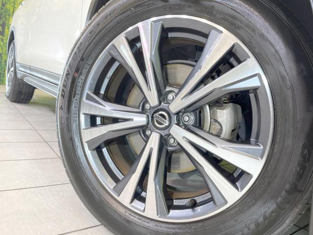 エクストレイル ２０Ｘｉ　４ＷＤ　全周囲カメラ　衝突被害軽減システム　レーダークルーズ　禁煙車　ドラレコ　コーナーセンサー　スマートキー　ＬＥＤヘッド　ＥＴＣ　純正１８インチアルミ　車線逸脱警報　オートライト（13枚目）