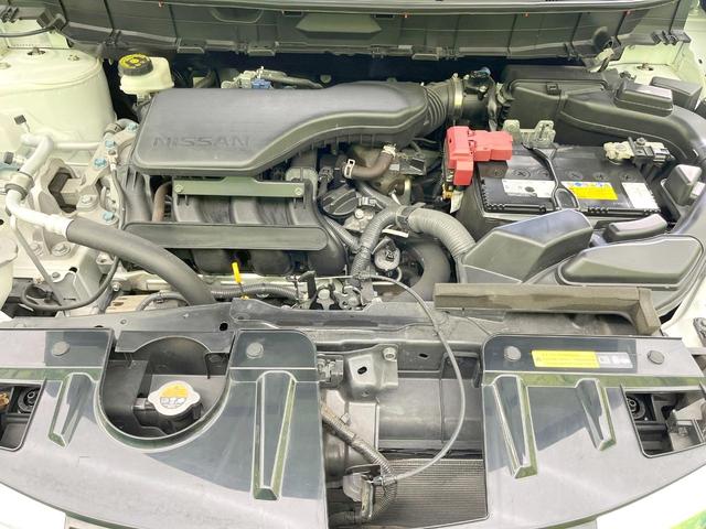 エクストレイル ２０Ｘｉ　４ＷＤ　全周囲カメラ　衝突被害軽減システム　レーダークルーズ　禁煙車　ドラレコ　コーナーセンサー　スマートキー　ＬＥＤヘッド　ＥＴＣ　純正１８インチアルミ　車線逸脱警報　オートライト（18枚目）