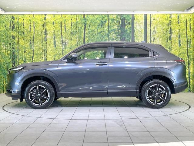 ヴェゼル ｅ：ＨＥＶ　Ｘ　禁煙車　純正９インチナビ　バックモニター　ＥＴＣ　ドライブレコーダー　レーダークルーズコントロール　ＬＥＤヘッド　クリアランスソナー　レーンアシスト　衝突被害軽減システム　オートエアコン　オートライト（24枚目）