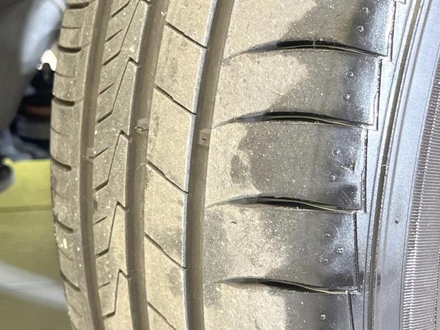 ヴェゼル ｅ：ＨＥＶ　Ｘ　禁煙車　純正９インチナビ　バックモニター　ＥＴＣ　ドライブレコーダー　レーダークルーズコントロール　ＬＥＤヘッド　クリアランスソナー　レーンアシスト　衝突被害軽減システム　オートエアコン　オートライト（30枚目）