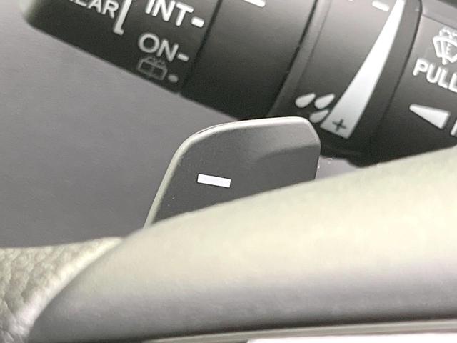 ヴェゼル ｅ：ＨＥＶ　Ｘ　禁煙車　純正９インチナビ　バックモニター　ＥＴＣ　ドライブレコーダー　レーダークルーズコントロール　ＬＥＤヘッド　クリアランスソナー　レーンアシスト　衝突被害軽減システム　オートエアコン　オートライト（44枚目）