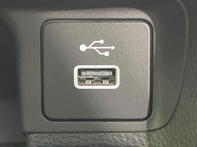 ヴェゼル ｅ：ＨＥＶ　Ｘ　禁煙車　純正９インチナビ　バックモニター　ＥＴＣ　ドライブレコーダー　レーダークルーズコントロール　ＬＥＤヘッド　クリアランスソナー　レーンアシスト　衝突被害軽減システム　オートエアコン　オートライト（58枚目）