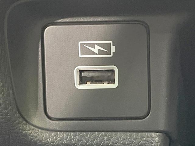 ヴェゼル ｅ：ＨＥＶ　Ｘ　禁煙車　純正９インチナビ　バックモニター　ＥＴＣ　ドライブレコーダー　レーダークルーズコントロール　ＬＥＤヘッド　クリアランスソナー　レーンアシスト　衝突被害軽減システム　オートエアコン　オートライト（59枚目）