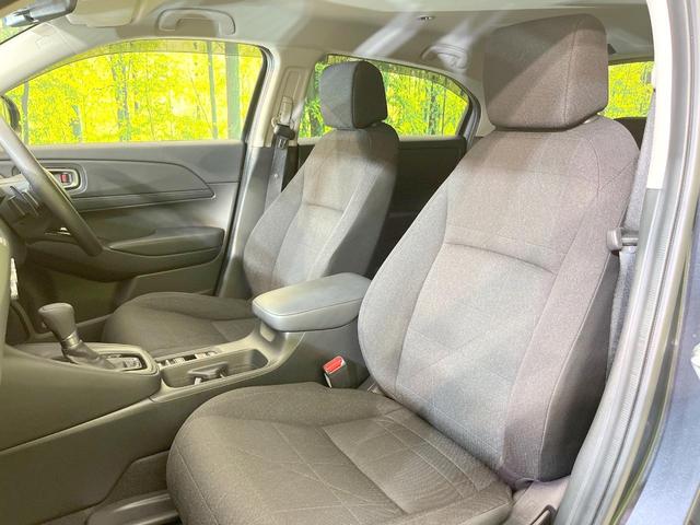 ヴェゼル ｅ：ＨＥＶ　Ｘ　禁煙車　純正９インチナビ　バックモニター　ＥＴＣ　ドライブレコーダー　レーダークルーズコントロール　ＬＥＤヘッド　クリアランスソナー　レーンアシスト　衝突被害軽減システム　オートエアコン　オートライト（72枚目）