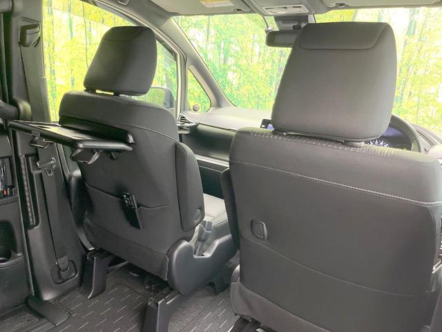 ヴォクシー ＺＳ　煌ＩＩ　禁煙車　両側電動ドア　後席モニター　バックカメラ　衝突被害軽減システム　ドラレコ　コーナーセンサー　スマートキー　ＬＥＤヘッド　ＥＴＣ２．０　クルコン　オートライト　デュアルエアコン（36枚目）