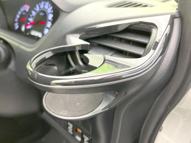 ヴォクシー ＺＳ　煌ＩＩ　禁煙車　両側電動ドア　後席モニター　バックカメラ　衝突被害軽減システム　ドラレコ　コーナーセンサー　スマートキー　ＬＥＤヘッド　ＥＴＣ２．０　クルコン　オートライト　デュアルエアコン（62枚目）