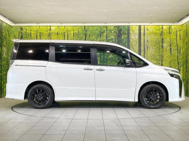 ヴォクシー ＺＳ　煌ＩＩ　禁煙車　両側電動ドア　後席モニター　バックカメラ　衝突被害軽減システム　ドラレコ　コーナーセンサー　スマートキー　ＬＥＤヘッド　ＥＴＣ２．０　クルコン　オートライト　デュアルエアコン（68枚目）