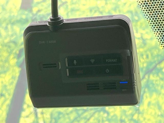 ハイエースバン スーパーＧＬ　ダークプライムＩＩ　禁煙車　ＢＩＧＸ１１型ナビ　全周囲カメラ　両側電動　Ｂｌｕｅｔｏｏｔｈ　ドライブレコーダー　フルセグ　トヨタセーフティーセンス　レーンアシスト　ＥＴＣ　オートハイビーム（6枚目）