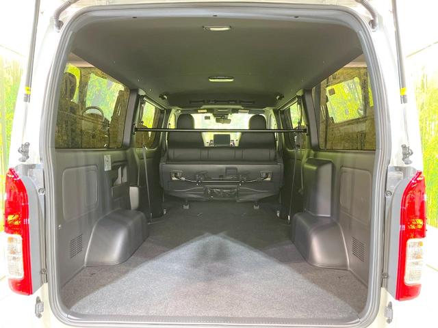 ハイエースバン スーパーＧＬ　ダークプライムＩＩ　禁煙車　ＢＩＧＸ１１型ナビ　全周囲カメラ　両側電動　Ｂｌｕｅｔｏｏｔｈ　ドライブレコーダー　フルセグ　トヨタセーフティーセンス　レーンアシスト　ＥＴＣ　オートハイビーム（10枚目）