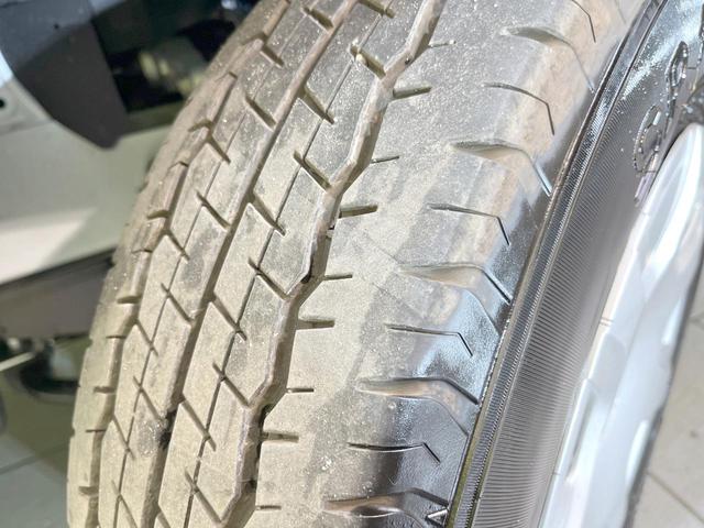 ハイエースバン スーパーＧＬ　ダークプライムＩＩ　禁煙車　ＢＩＧＸ１１型ナビ　全周囲カメラ　両側電動　Ｂｌｕｅｔｏｏｔｈ　ドライブレコーダー　フルセグ　トヨタセーフティーセンス　レーンアシスト　ＥＴＣ　オートハイビーム（30枚目）