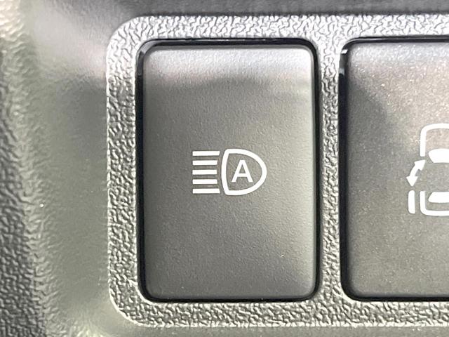 ハイエースバン スーパーＧＬ　ダークプライムＩＩ　禁煙車　ＢＩＧＸ１１型ナビ　全周囲カメラ　両側電動　Ｂｌｕｅｔｏｏｔｈ　ドライブレコーダー　フルセグ　トヨタセーフティーセンス　レーンアシスト　ＥＴＣ　オートハイビーム（57枚目）