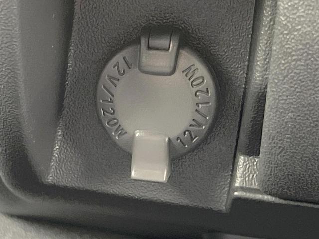 ハイエースバン スーパーＧＬ　ダークプライムＩＩ　禁煙車　ＢＩＧＸ１１型ナビ　全周囲カメラ　両側電動　Ｂｌｕｅｔｏｏｔｈ　ドライブレコーダー　フルセグ　トヨタセーフティーセンス　レーンアシスト　ＥＴＣ　オートハイビーム（61枚目）