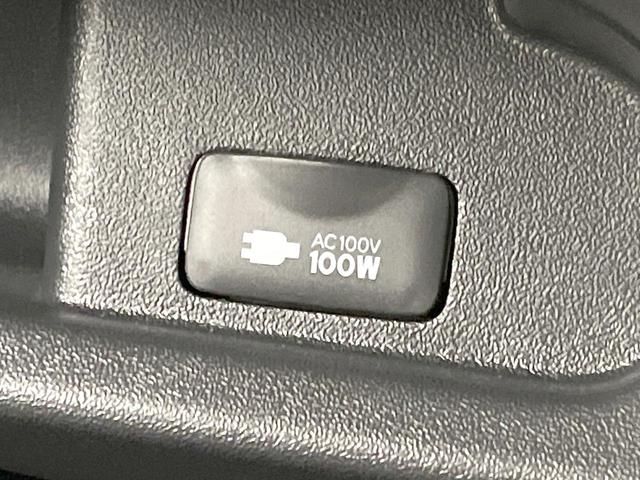 ハイエースバン スーパーＧＬ　ダークプライムＩＩ　禁煙車　ＢＩＧＸ１１型ナビ　全周囲カメラ　両側電動　Ｂｌｕｅｔｏｏｔｈ　ドライブレコーダー　フルセグ　トヨタセーフティーセンス　レーンアシスト　ＥＴＣ　オートハイビーム（62枚目）