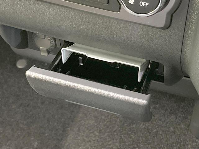 ハイエースバン スーパーＧＬ　ダークプライムＩＩ　禁煙車　ＢＩＧＸ１１型ナビ　全周囲カメラ　両側電動　Ｂｌｕｅｔｏｏｔｈ　ドライブレコーダー　フルセグ　トヨタセーフティーセンス　レーンアシスト　ＥＴＣ　オートハイビーム（67枚目）