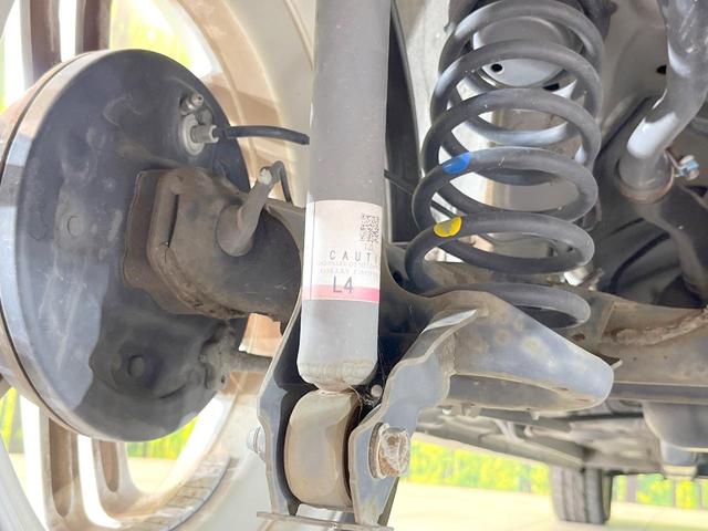 ムーヴ カスタム　ＲＳ　ＳＡ　ターボ　衝突被害軽減システム　禁煙車　スマートキー　ＨＩＤヘッド　ＥＴＣ　純正１５インチアルミ　オートライト　オートエアコン　ＣＤ（35枚目）