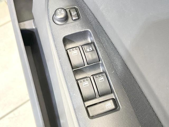 ムーヴ カスタム　ＲＳ　ＳＡ　ターボ　衝突被害軽減システム　禁煙車　スマートキー　ＨＩＤヘッド　ＥＴＣ　純正１５インチアルミ　オートライト　オートエアコン　ＣＤ（40枚目）