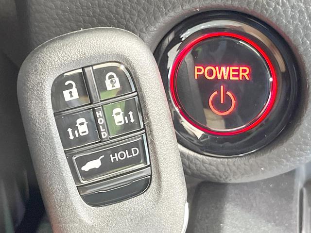 ステップワゴン e:HEVスパーダ 登録済未使用車 両側電動ドア バックカメラ 衝突被害軽減システム 電動リアゲート コーナーセンサー スマートキー LEDヘッド 純正16インチアルミ 車線逸脱警報 オートライト デュアルエアコン(7枚目)