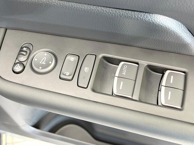 ステップワゴン e:HEVスパーダ 登録済未使用車 両側電動ドア バックカメラ 衝突被害軽減システム 電動リアゲート コーナーセンサー スマートキー LEDヘッド 純正16インチアルミ 車線逸脱警報 オートライト デュアルエアコン(42枚目)