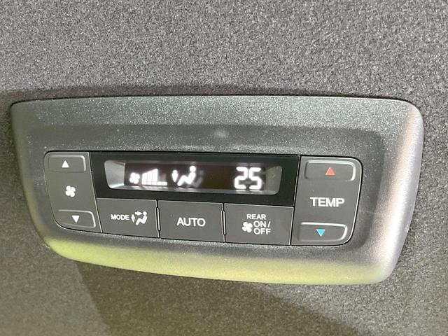 ステップワゴン e:HEVスパーダ 登録済未使用車 両側電動ドア バックカメラ 衝突被害軽減システム 電動リアゲート コーナーセンサー スマートキー LEDヘッド 純正16インチアルミ 車線逸脱警報 オートライト デュアルエアコン(76枚目)