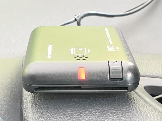 ヤリスクロス X 禁煙車 SDナビ バックカメラ プリクラッシュセーフティ レーダークルーズ ドラレコ コーナーセンサー スマートキー ETC オートハイビーム 車線逸脱警報 オートライト Bluetooth(49枚目)