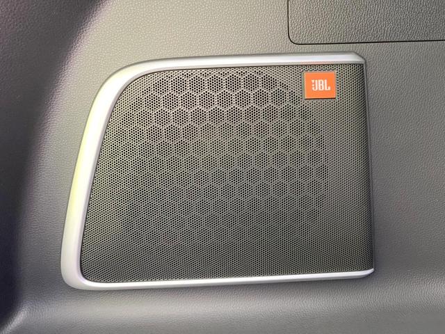 ハリアーハイブリッド Ｚ　禁煙車　全周囲カメラ　衝突被害軽減システム　電動リアゲート　ハーフレザーシート　パワーシート　コーナーセンサー　スマートキー　ＬＥＤヘッド　ＥＴＣ２．０　純正１９インチアルミ　オートハイビーム（6枚目）