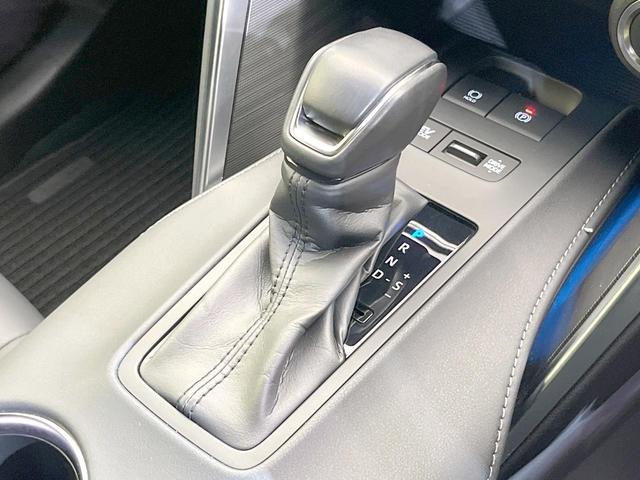 ハリアーハイブリッド Ｚ　禁煙車　全周囲カメラ　衝突被害軽減システム　電動リアゲート　ハーフレザーシート　パワーシート　コーナーセンサー　スマートキー　ＬＥＤヘッド　ＥＴＣ２．０　純正１９インチアルミ　オートハイビーム（57枚目）