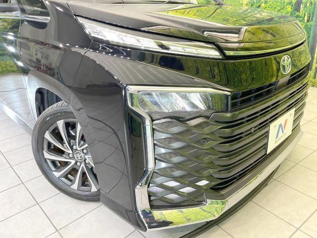 ヴォクシー ハイブリッドＳ－Ｚ　両側電動ドア　バックカメラ　衝突被害軽減システム　レーダークルーズ　禁煙車　ハーフレザーシート　コーナーセンサー　スマートキー　ＥＴＣ２．０　純正１７インチアルミ　オートハイビーム（13枚目）